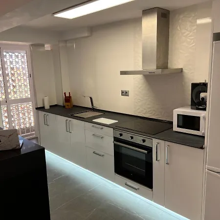 Apartamento Espacioso De Diseno A 3 Min Renfe. Cordoba Exterior photo