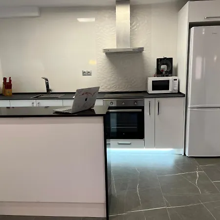 Apartamento Espacioso De Diseno A 3 Min Renfe. Cordoba Exterior photo